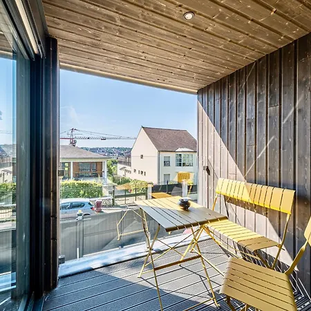 Apartment L'escapade - Paris 20 Min - 25 Min - Gare 3 Min A Pied - Parking - Confortable & Moderne - Free Wifi *